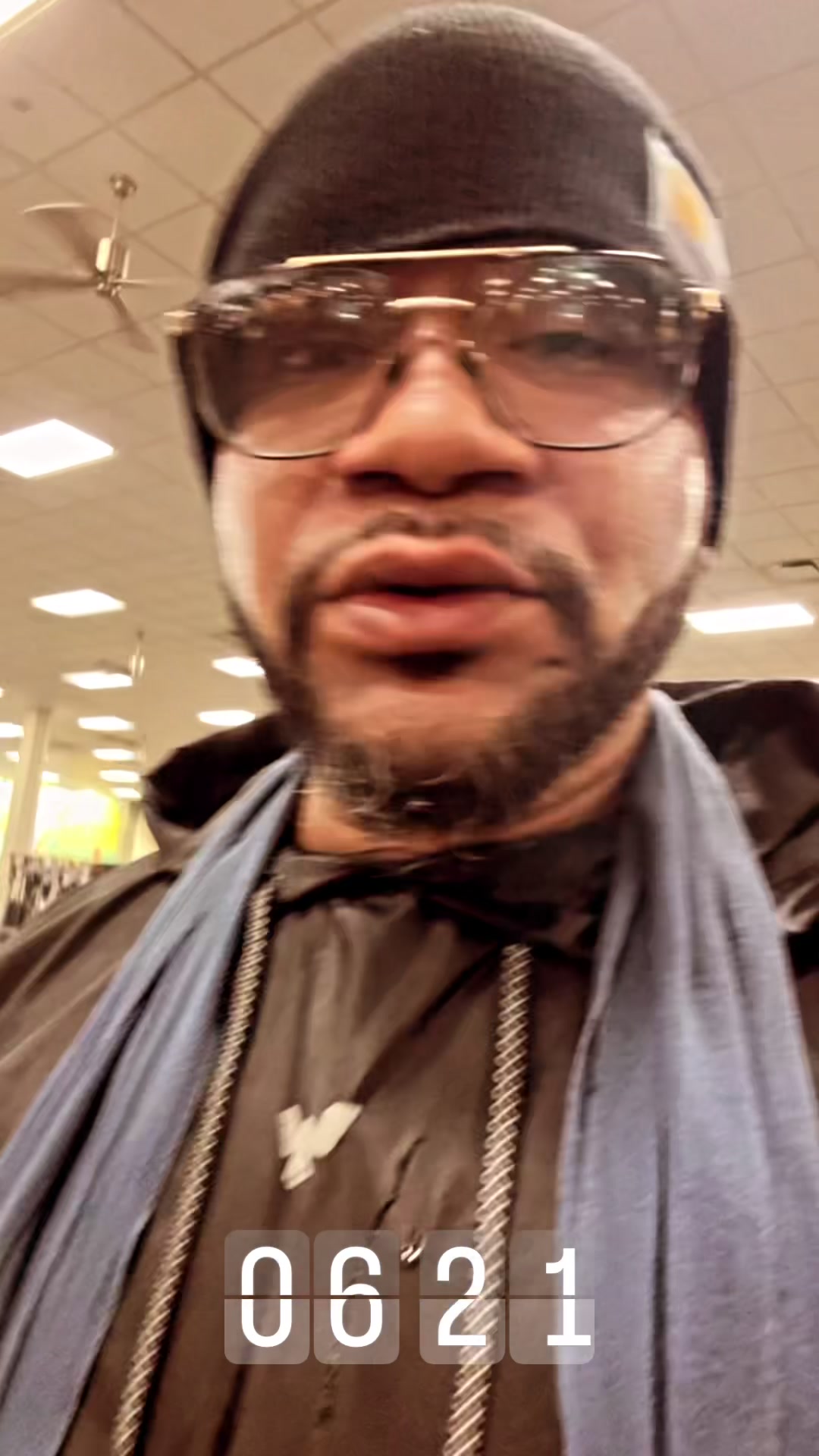 @traeisaac