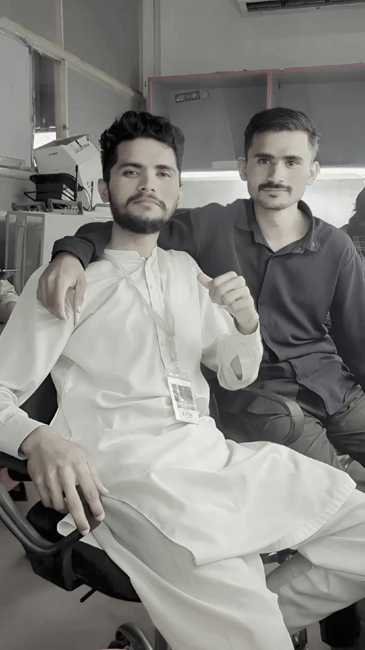 @Haiderسیٹھ😎