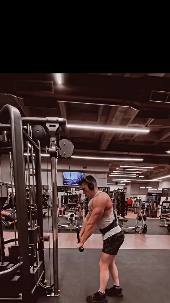 @Coach_Larry_Lifts