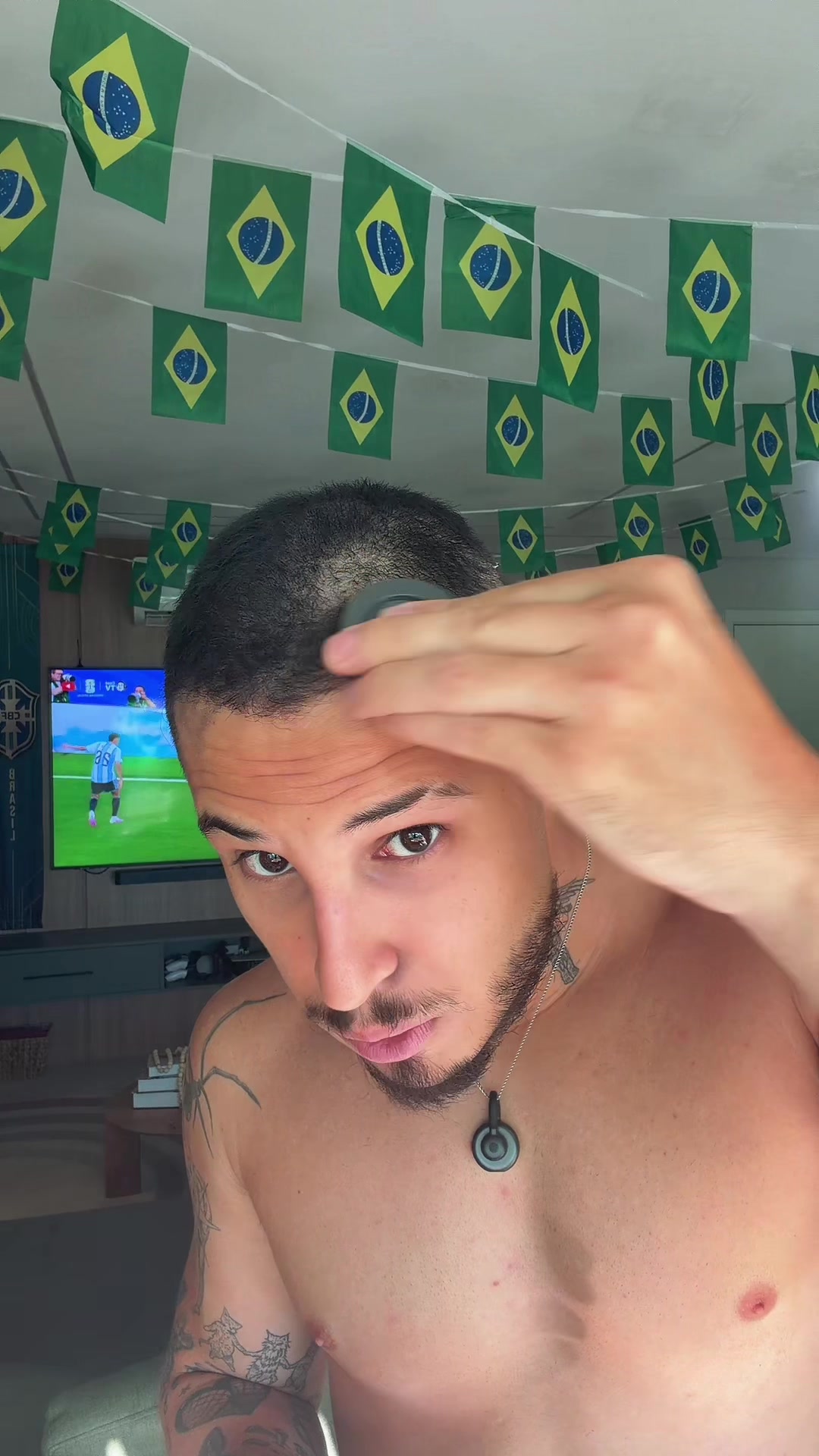 @Vilhena