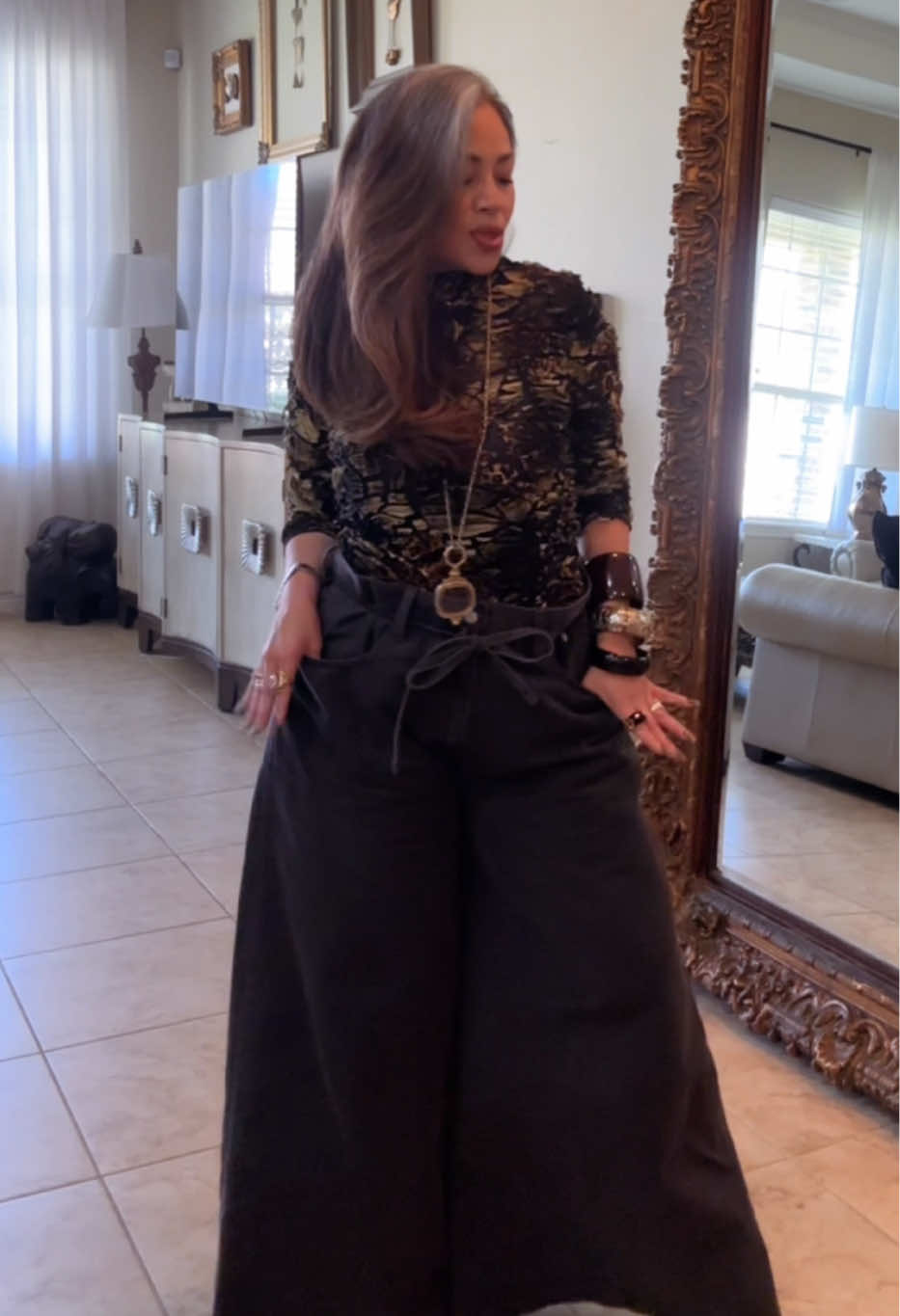 @𝑺𝒕𝒚𝒍𝒆𝒅 𝒃𝒚👠𝑪𝒐𝒓𝒊
