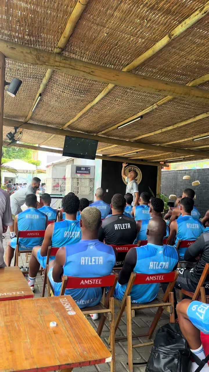 @Galícia Esporte Clube