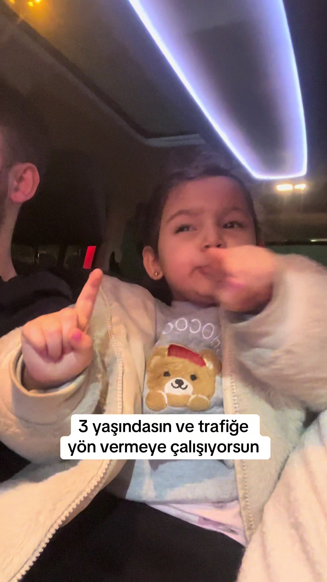@Ece Sel&ccedil;uk Akıncı