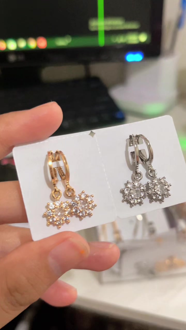 @faeyza Accessories