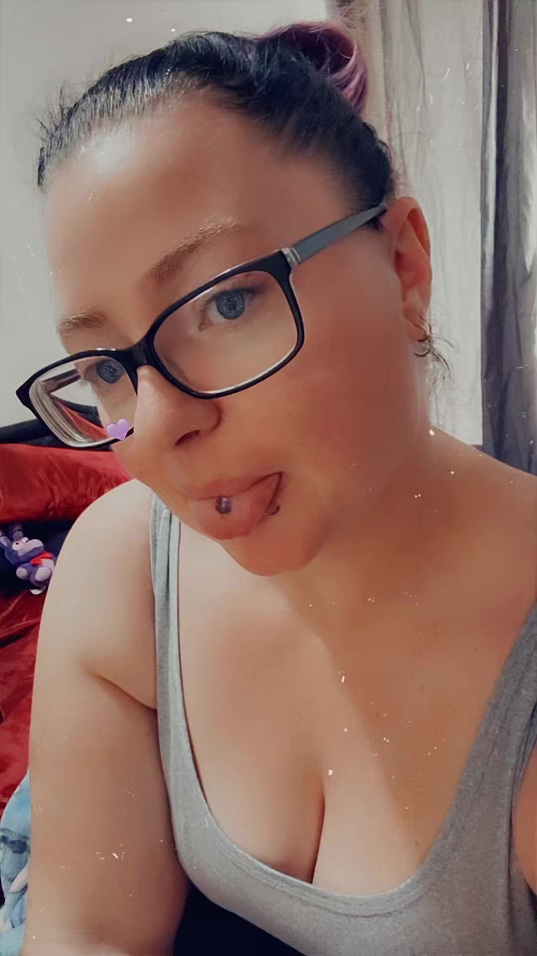 @Demoness_😈