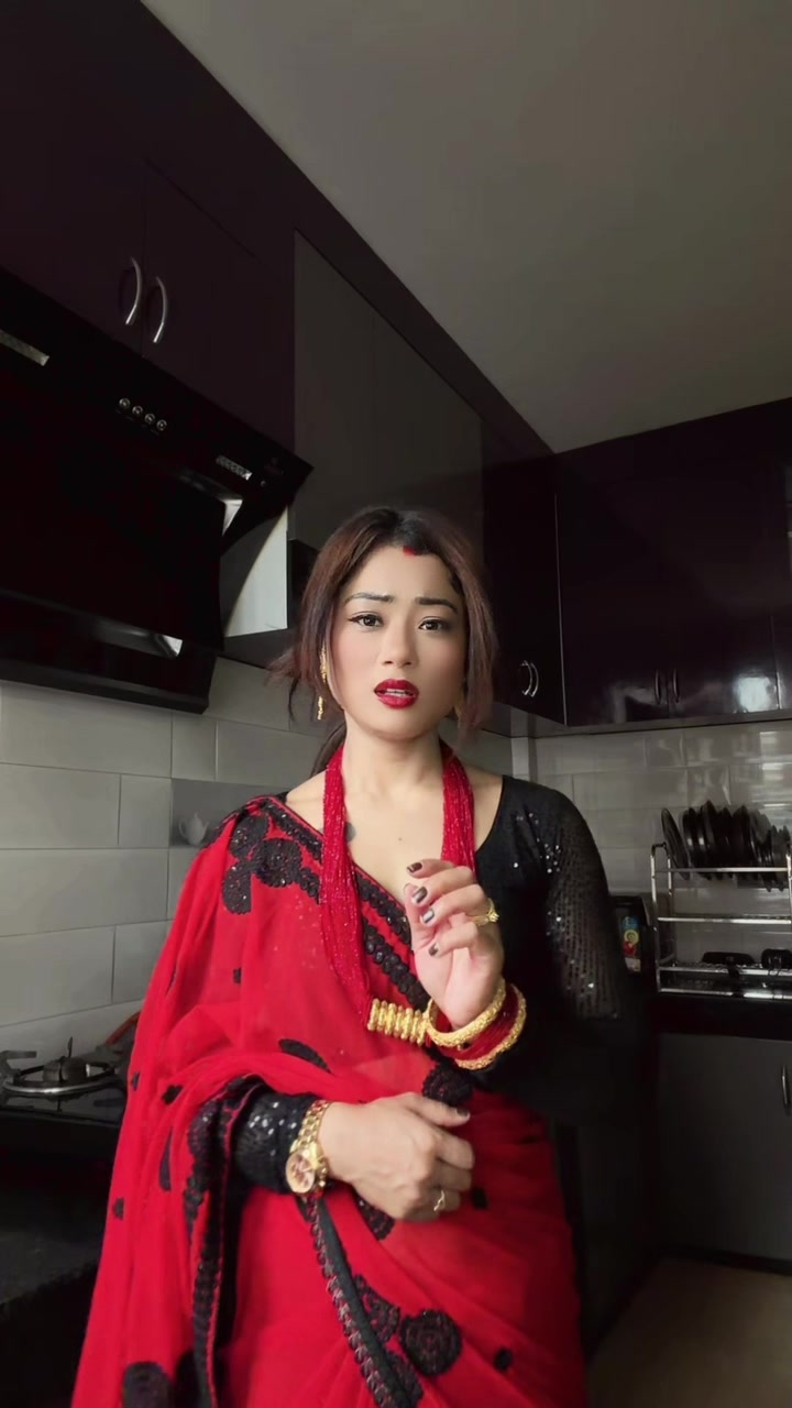 @𝐂𝐡𝐚𝐡𝐚𝐧𝐚 𝐒𝐭𝐡𝐚🇳🇵
