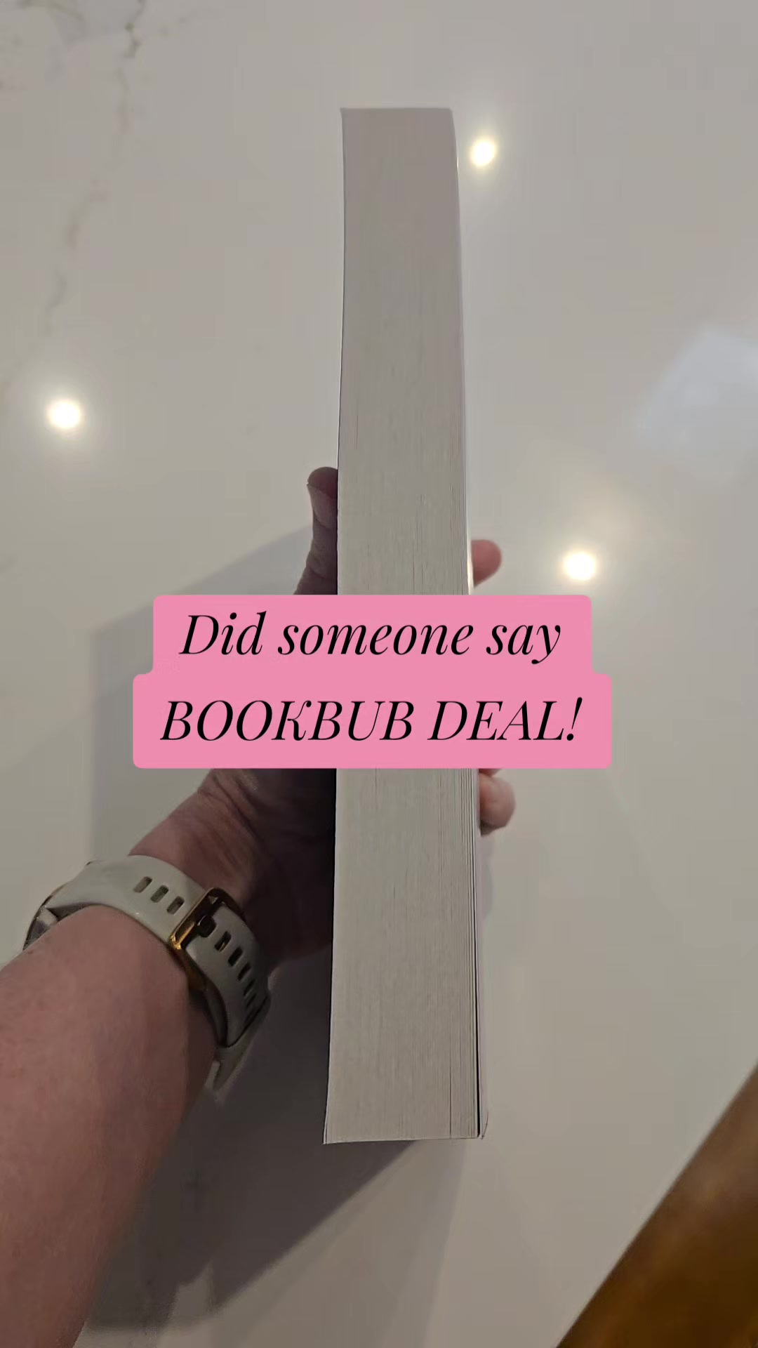 @Fionatarr - author 📚