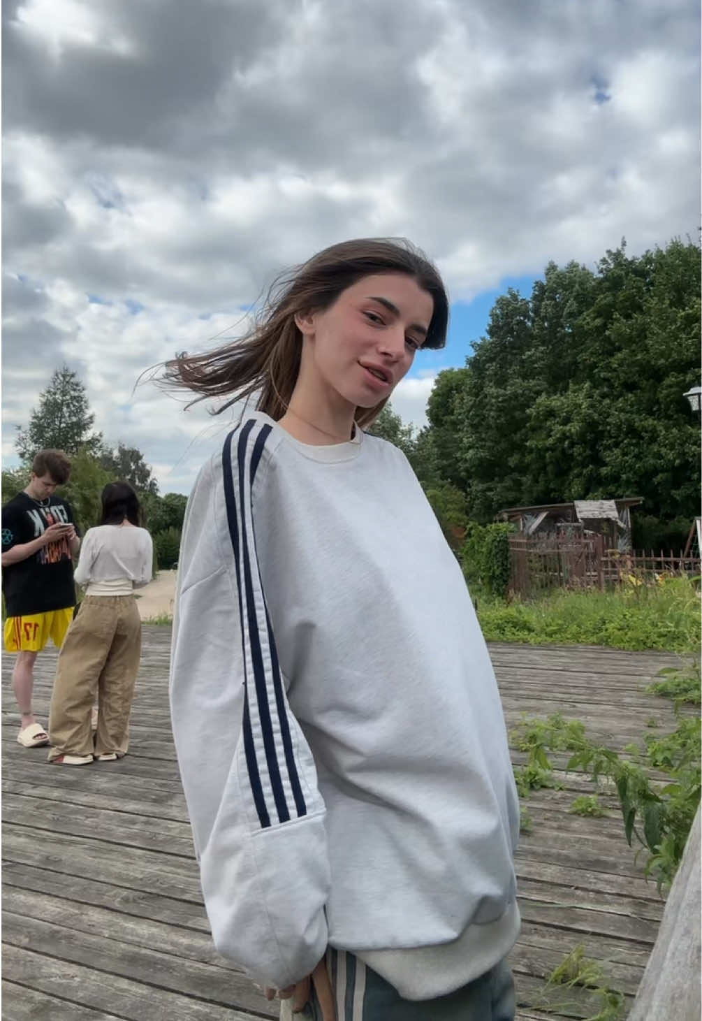 @Emmi