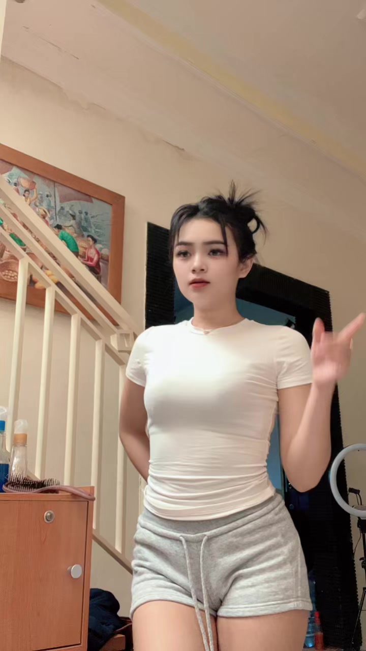 @restyreynida07