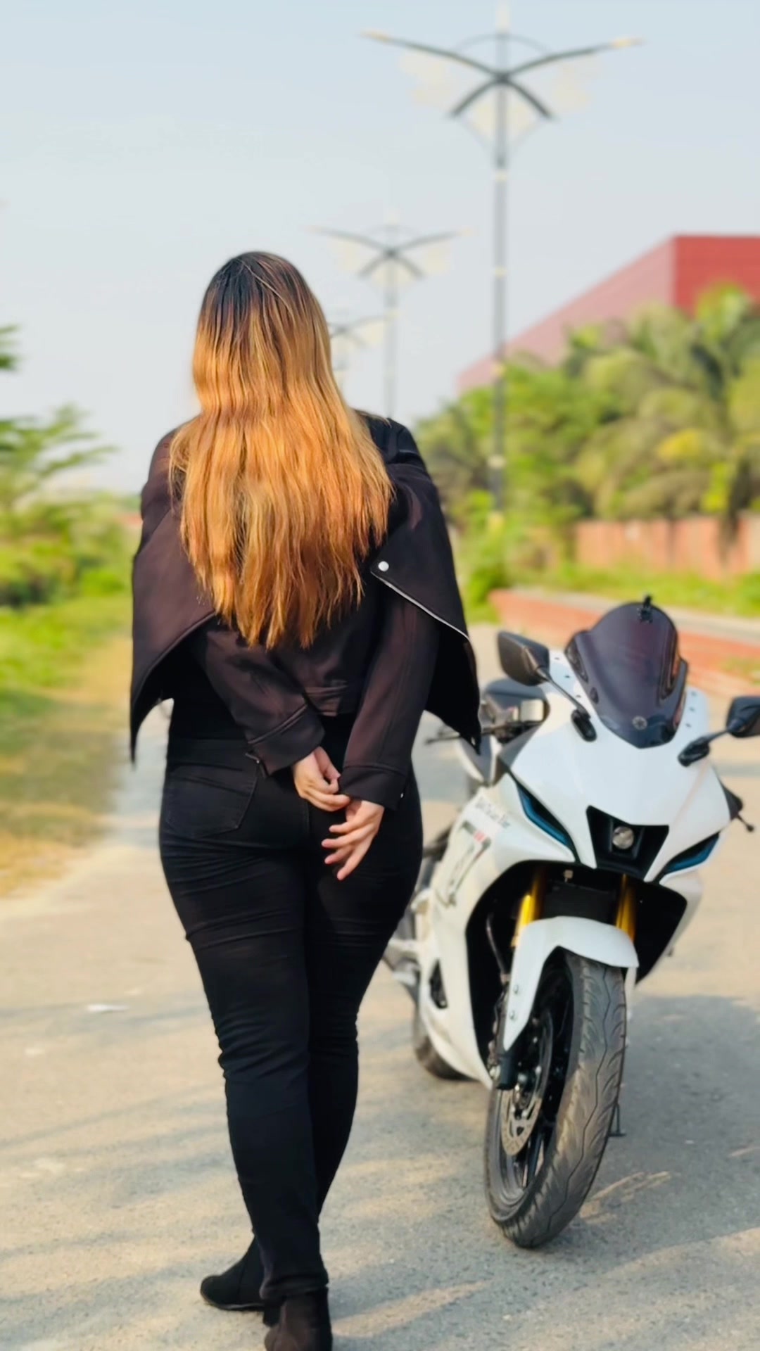 @Koli the lady biker