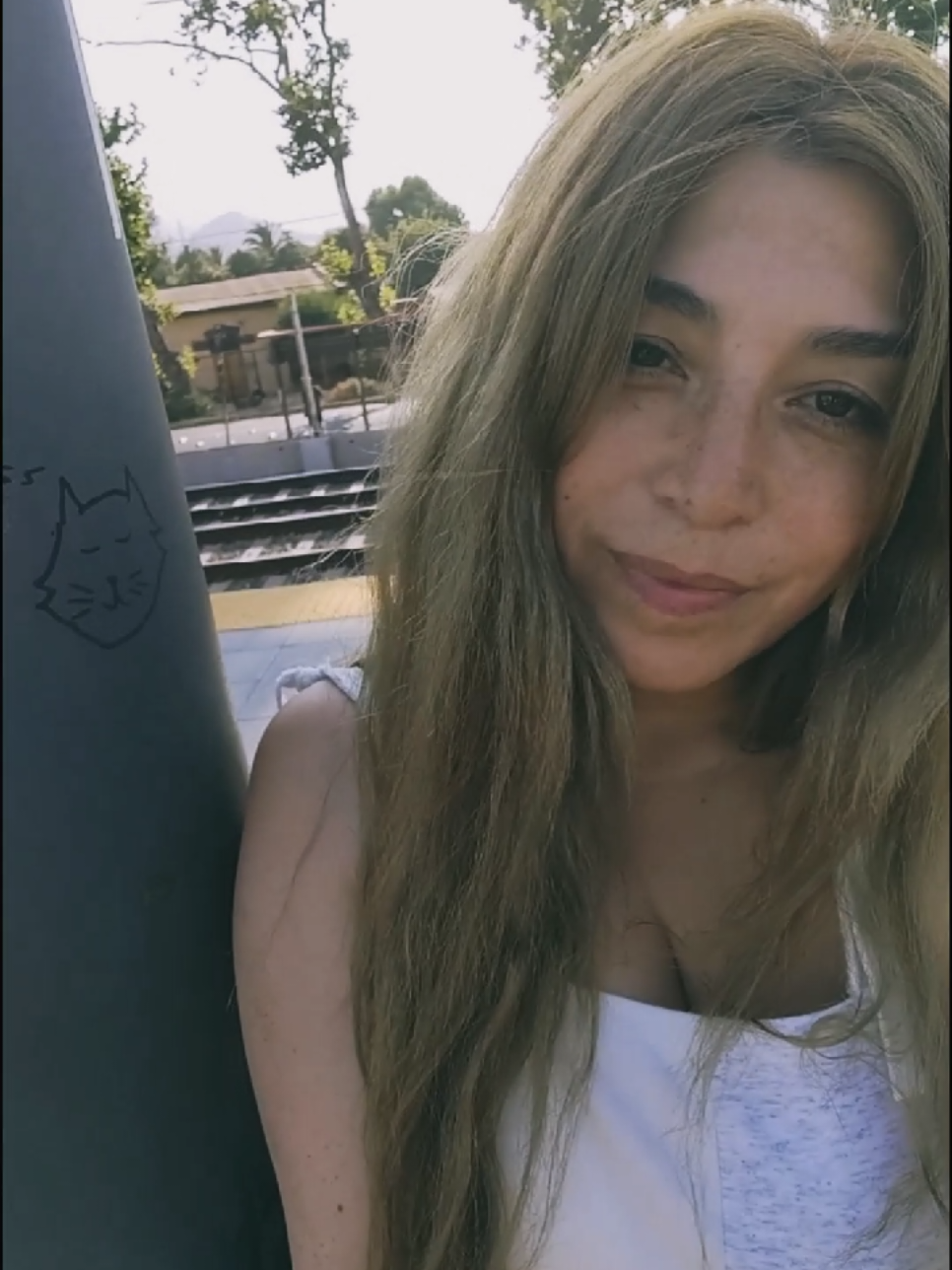 @yolisaave