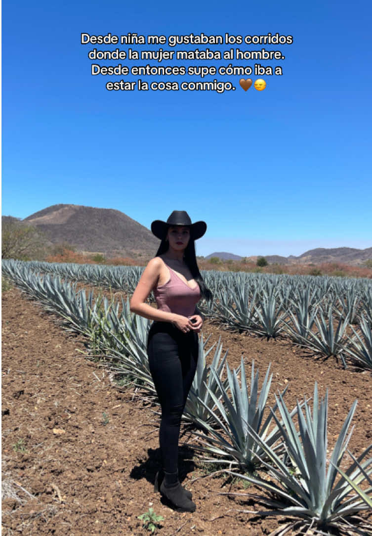 @krystalyaneztv