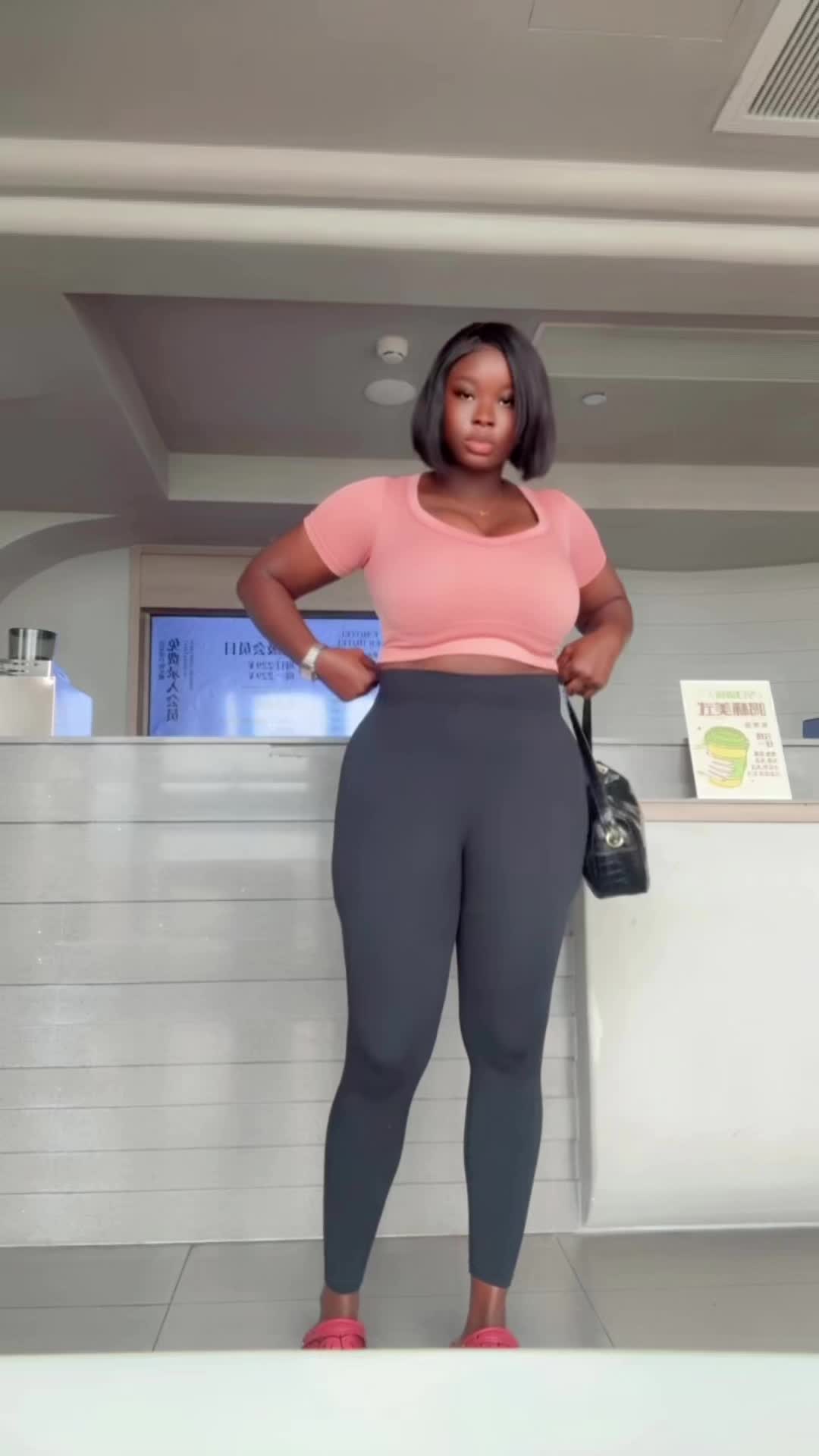 @favvscouture