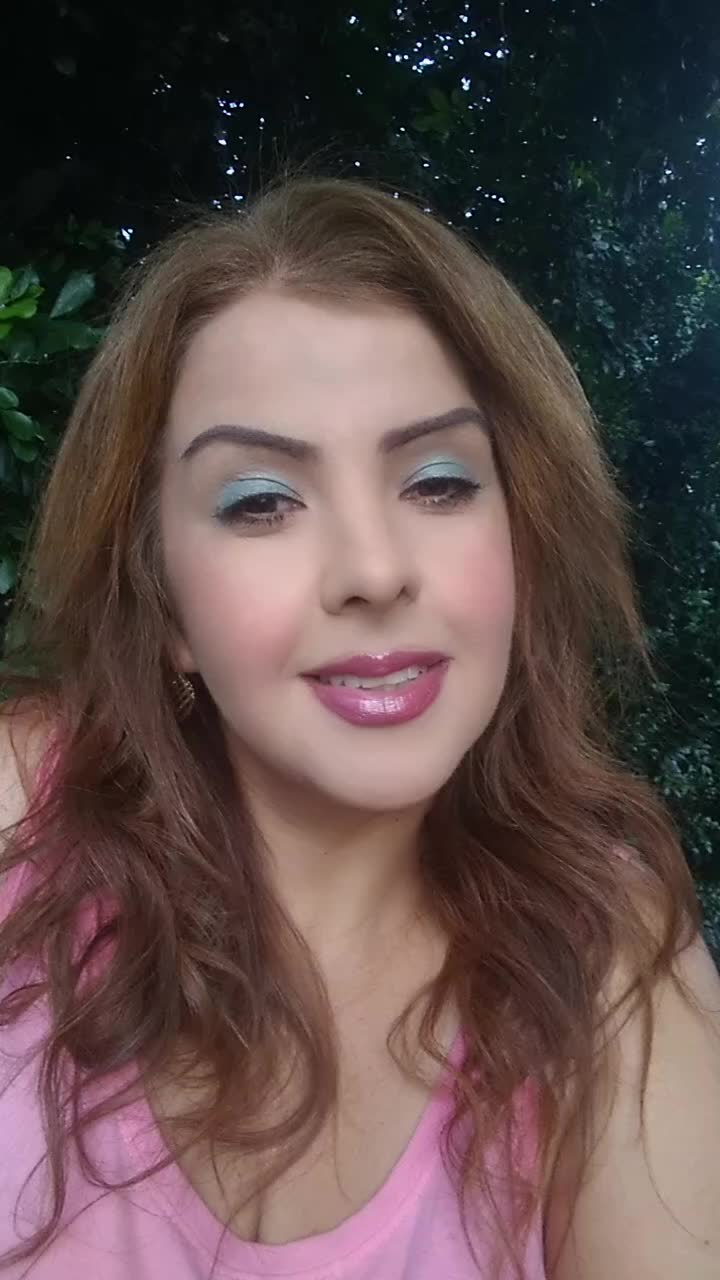 @Fabrícia