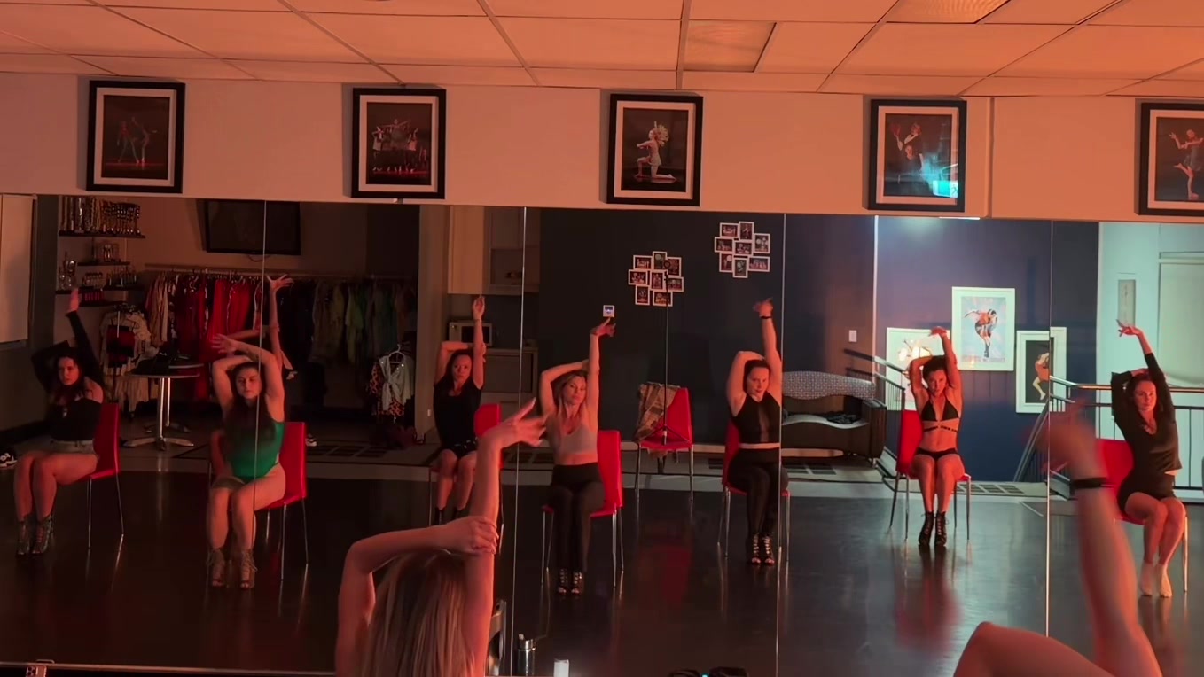 @Jassie Studios & Dancewear