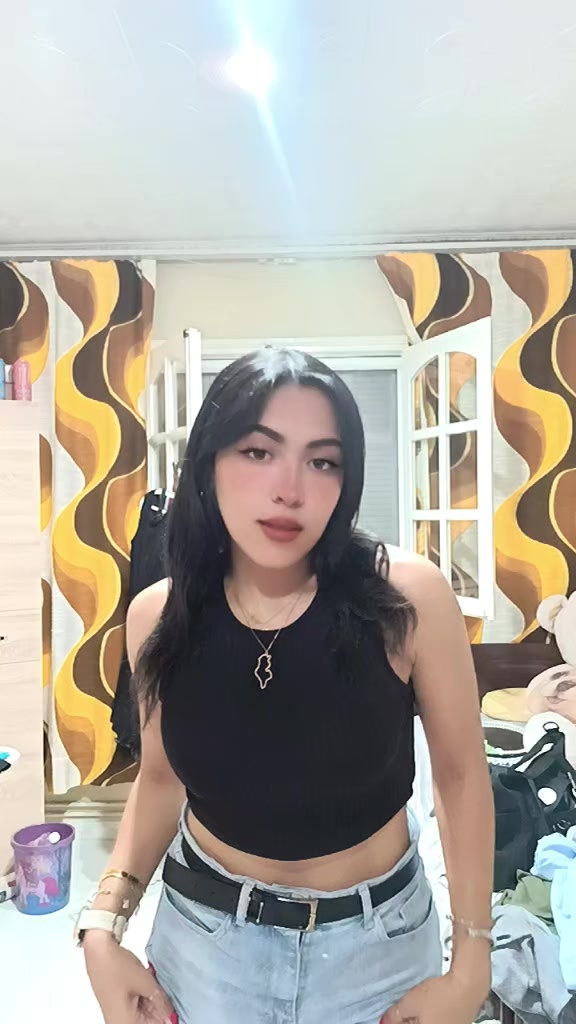 @๐ด๐๐๐๐ฅ๐