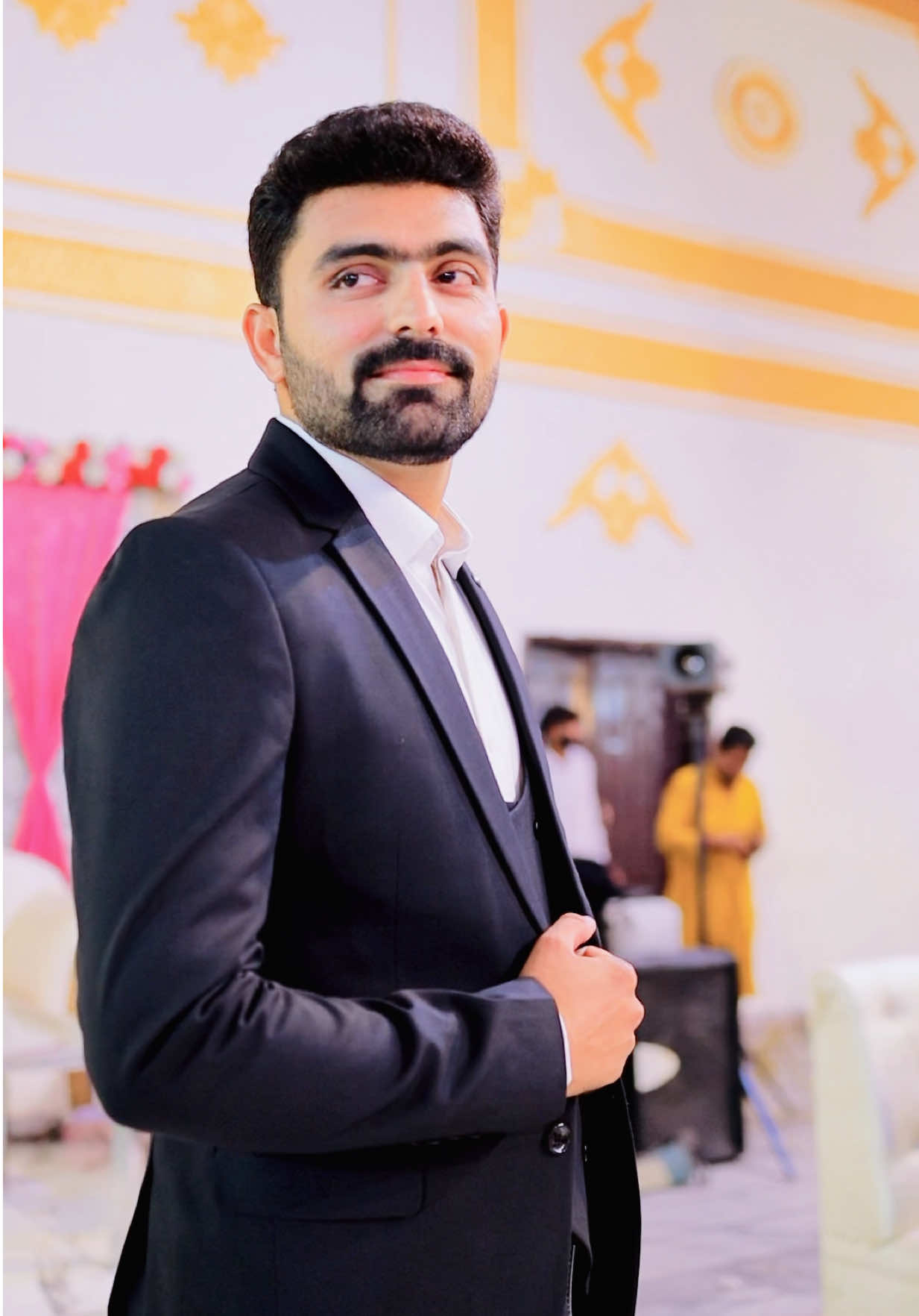 @Mian Haسeeb