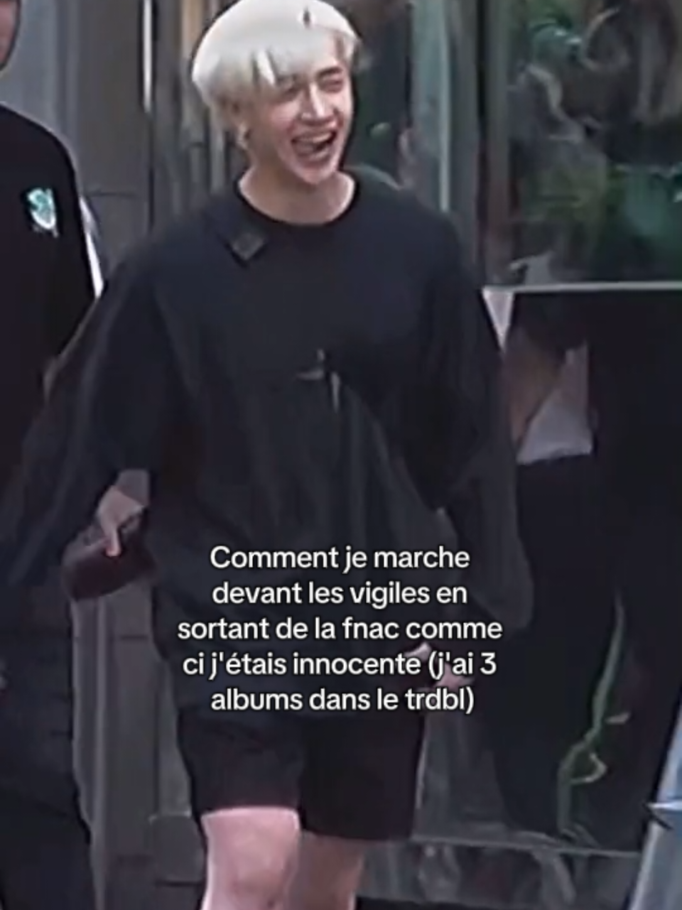 @𝐮𝐬𝐞𝐫_𝐥𝐢𝐱 (ꜰᴇʟɪx.ᴠᴇʀ)
