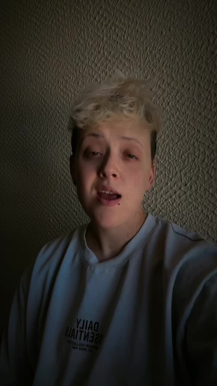 @Michelle🏳️🌈♾️