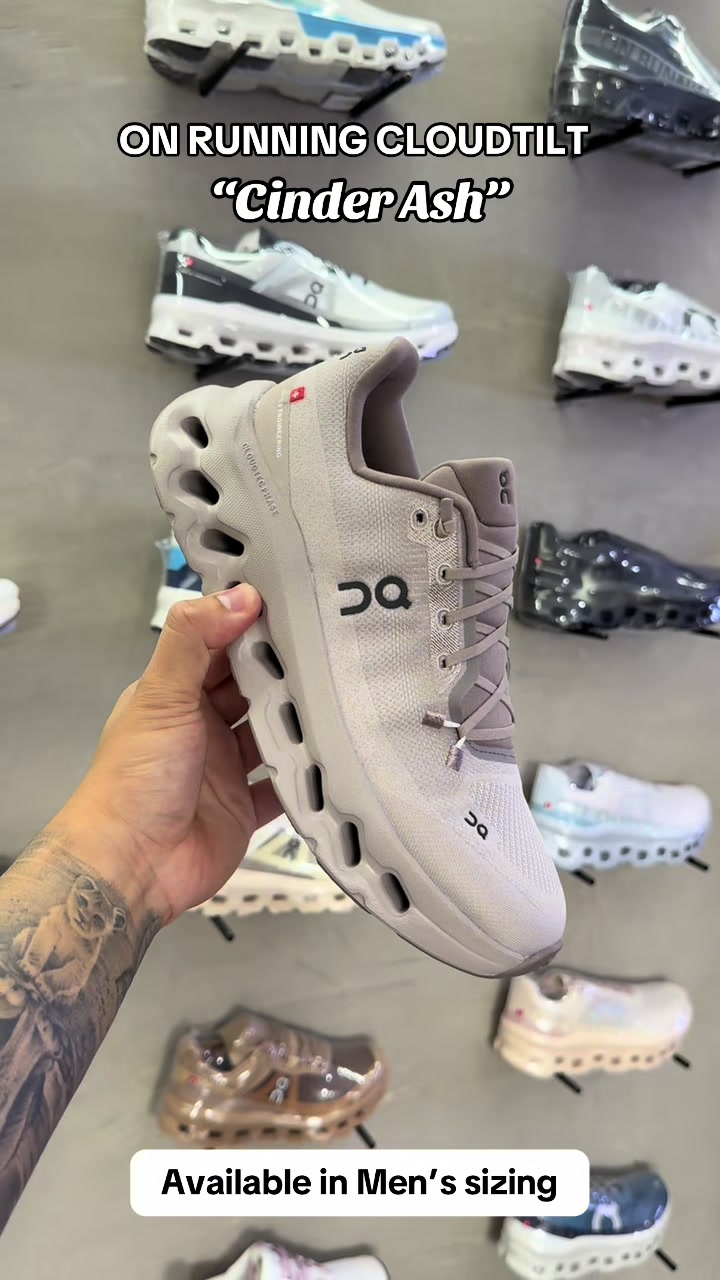 @Sneakfits