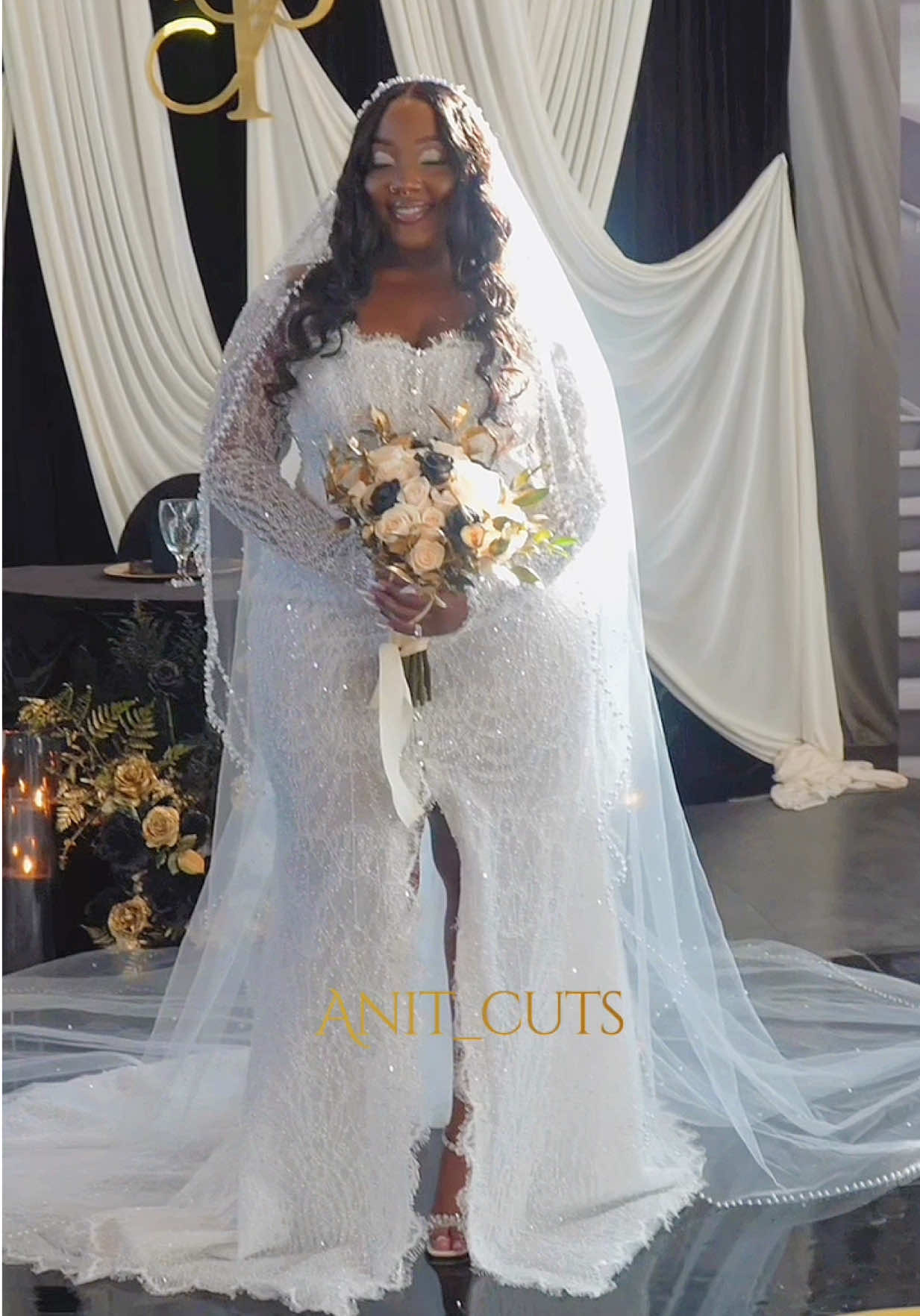 @Anit Cuts | Prom & Bridal