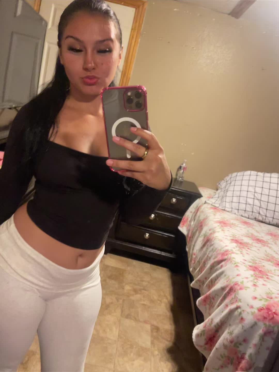 @𝓓𝓮𝓷𝓲𝓼𝓮💋💸