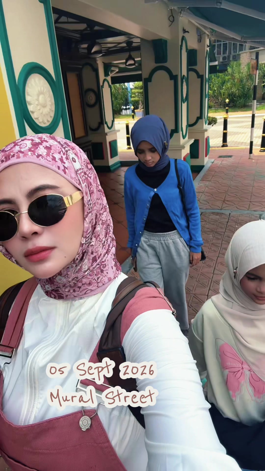 @Ms Izza Zubir