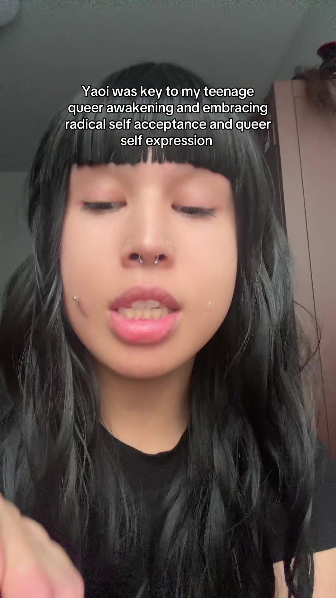 @️
