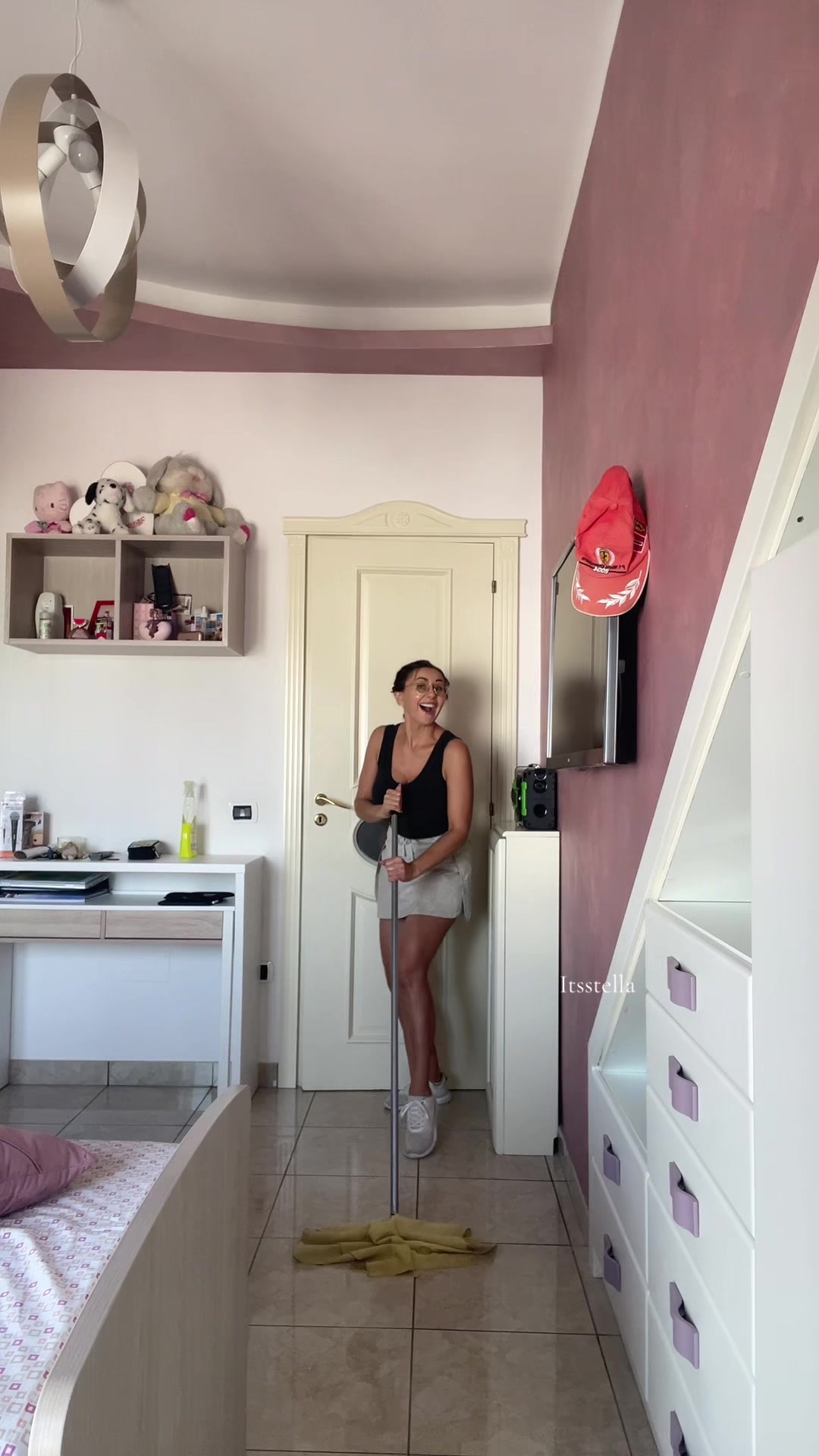 @Stella