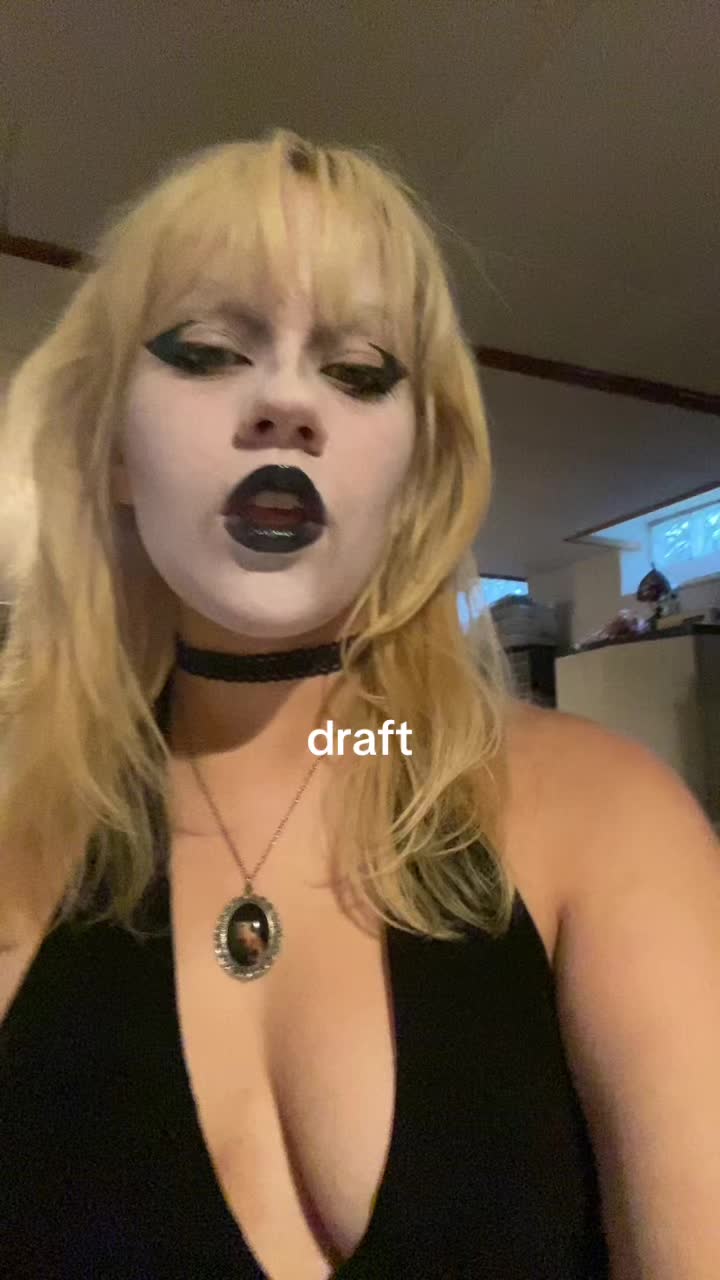 @ilovesleepyhead