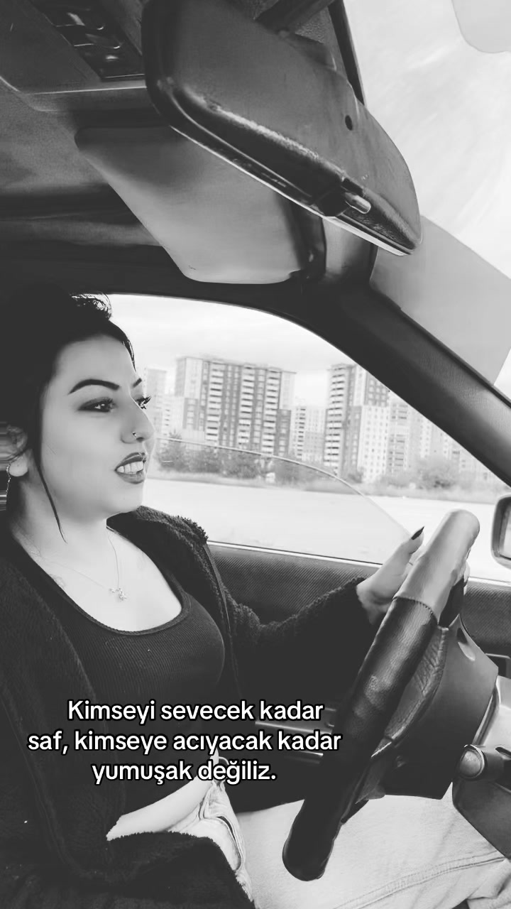 @Melissa_