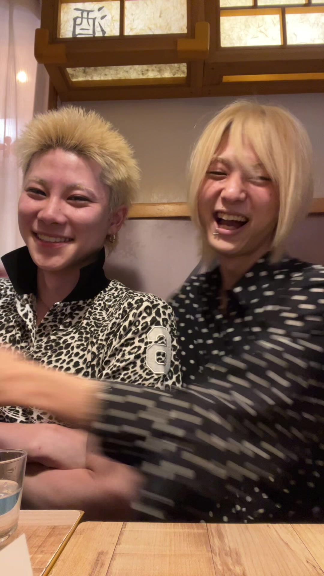 @ひかる