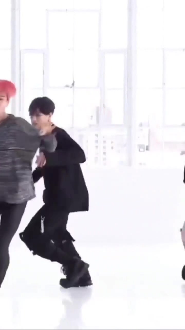 @bts army ♡♡