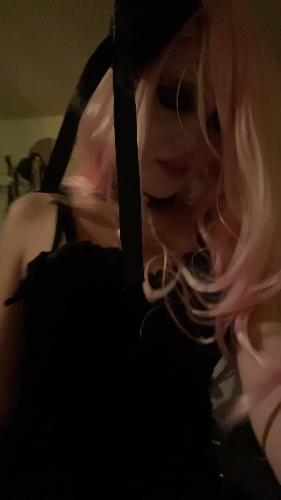 @Gothicloverdoll