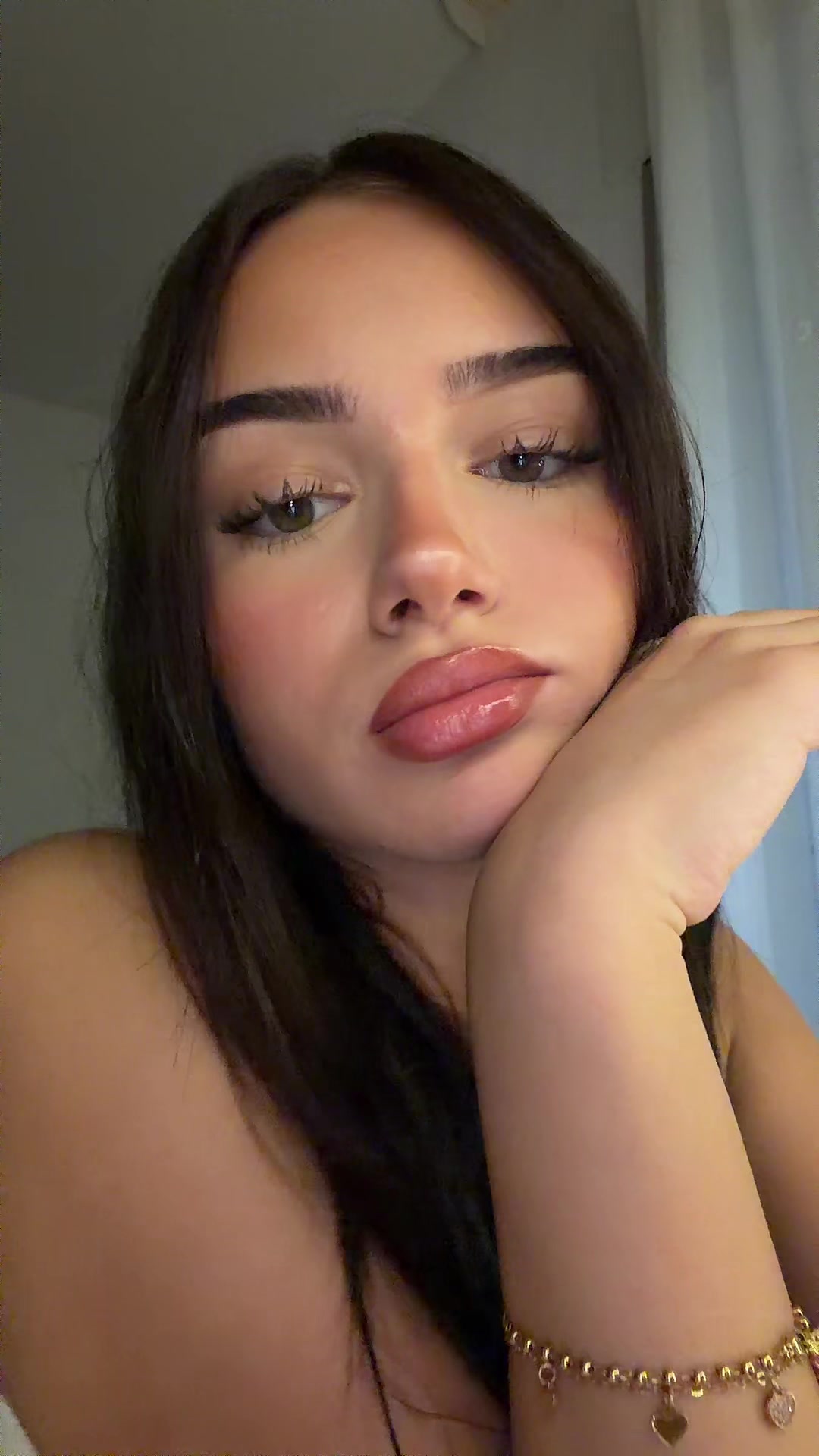 @aleyna