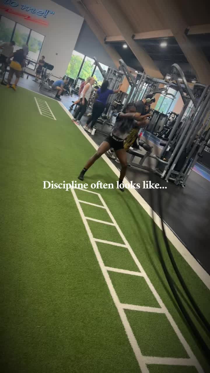 @Monique