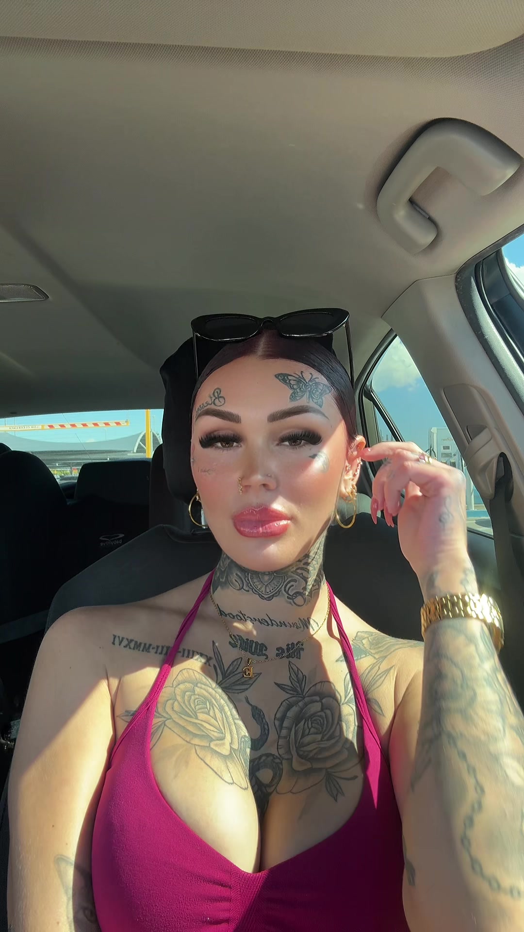 @Ellie Lejla Tara&scaron;