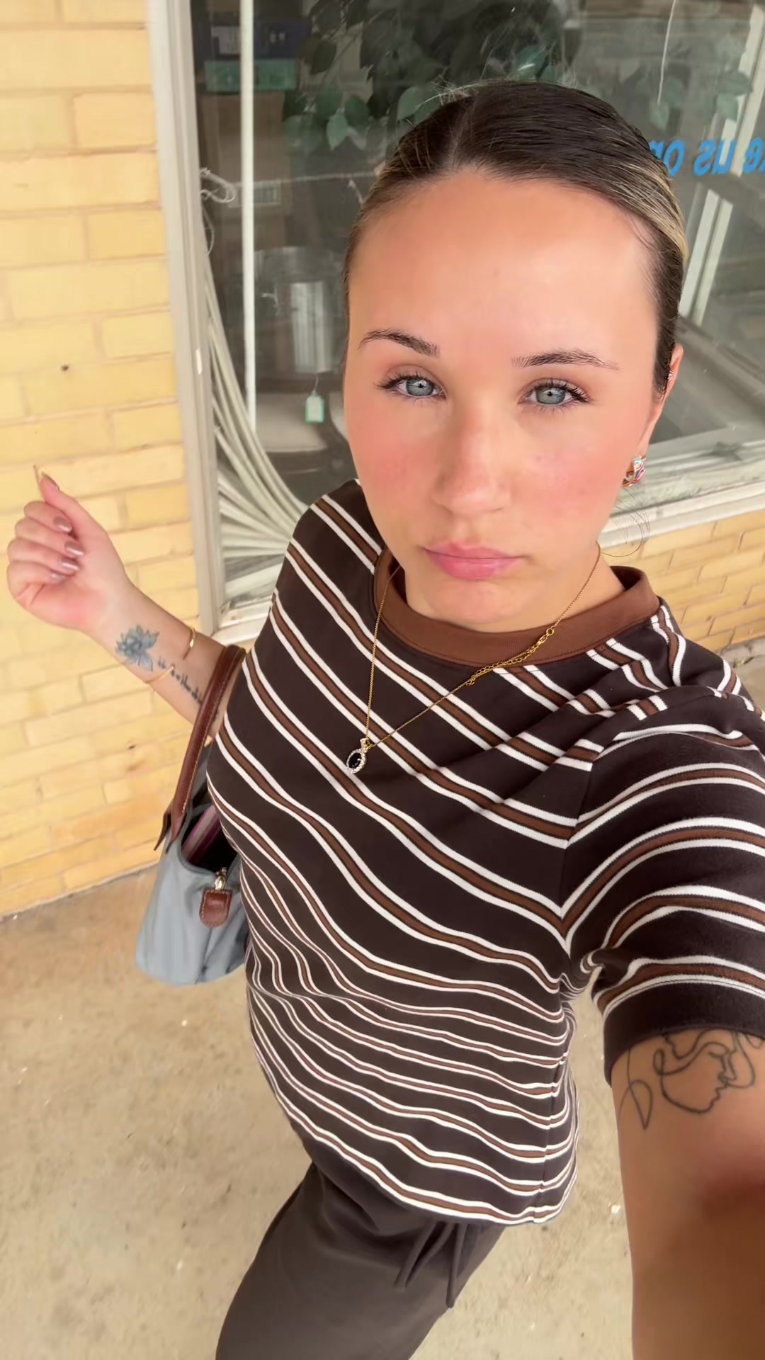 @Lara
