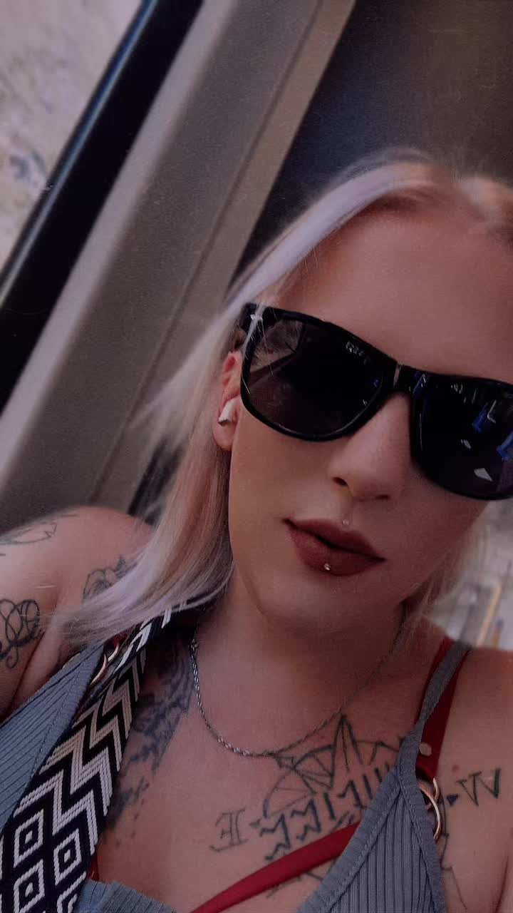 @︎꧁🖕☆♥️❀666_Queen❀♥️☆🖕꧂
