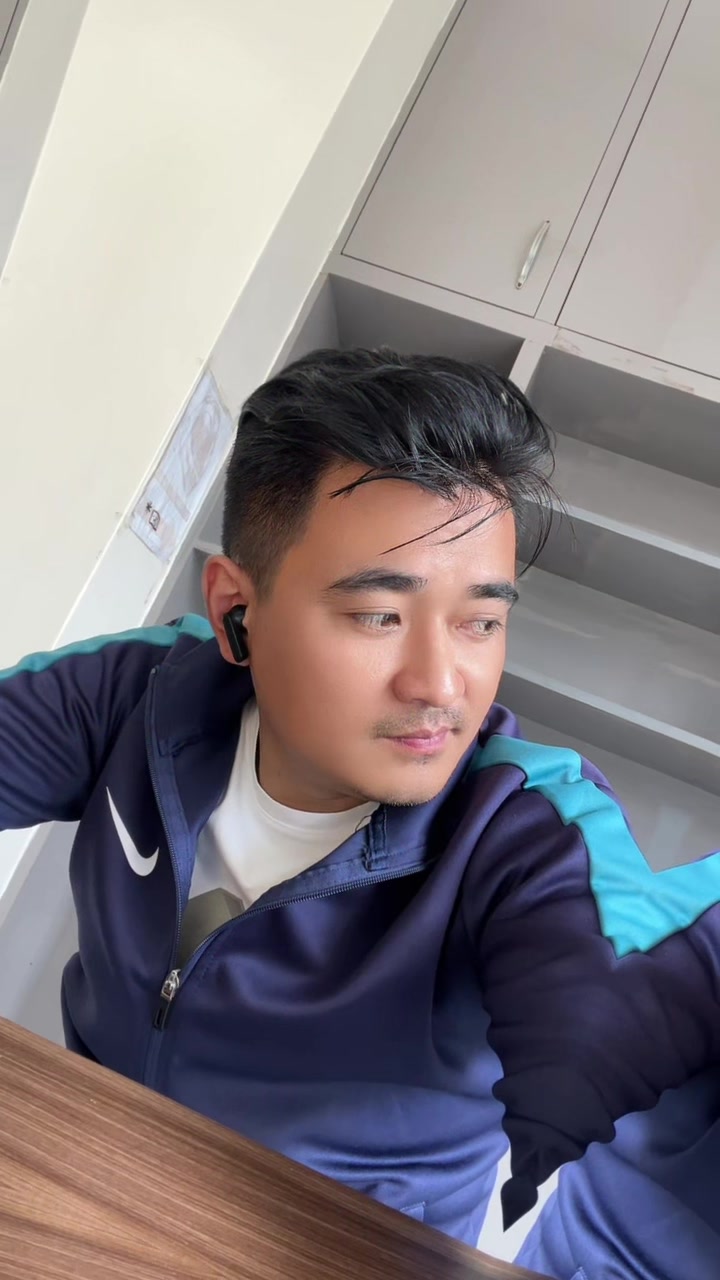 @Vijay lama official5