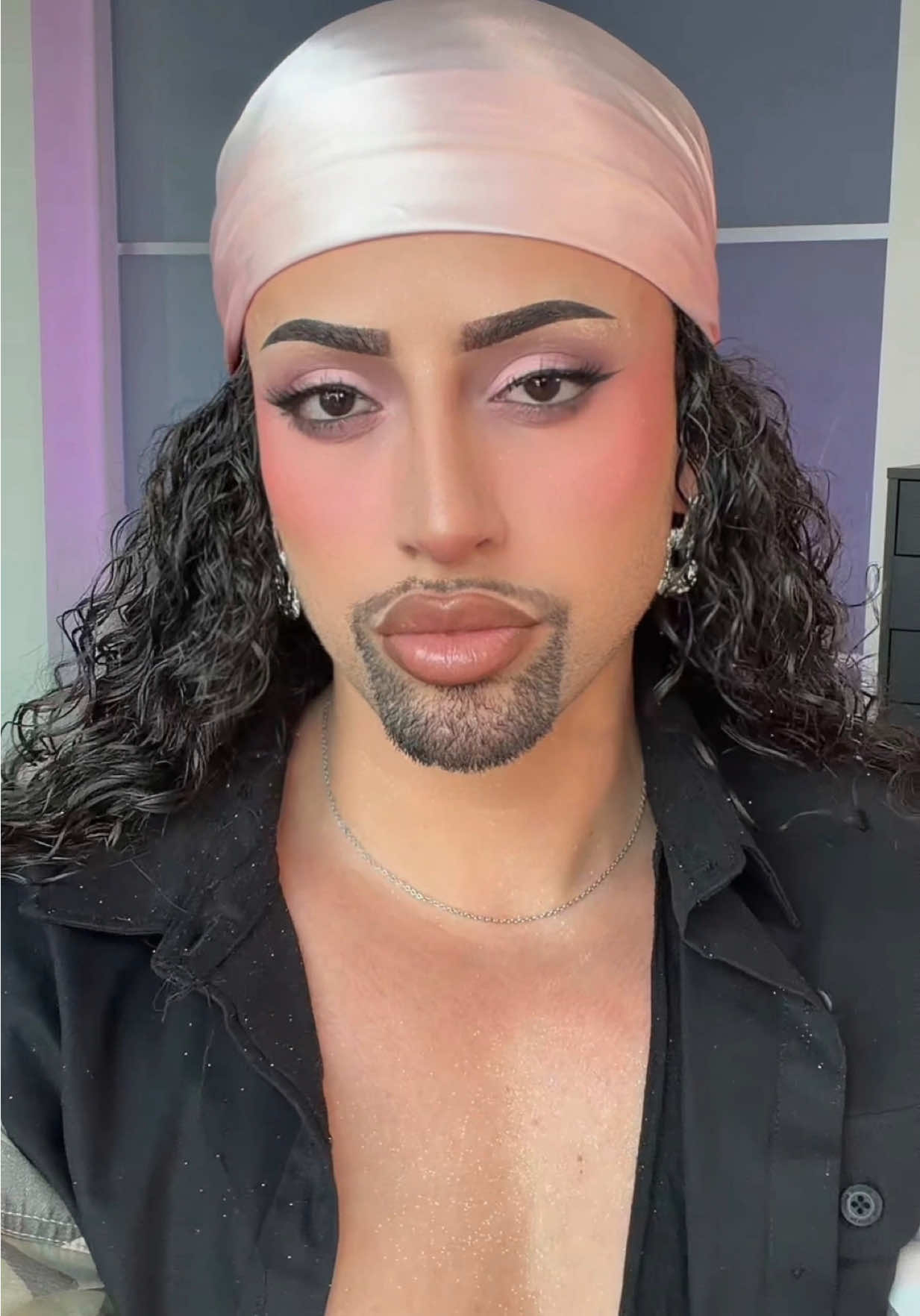 @khrisskontours