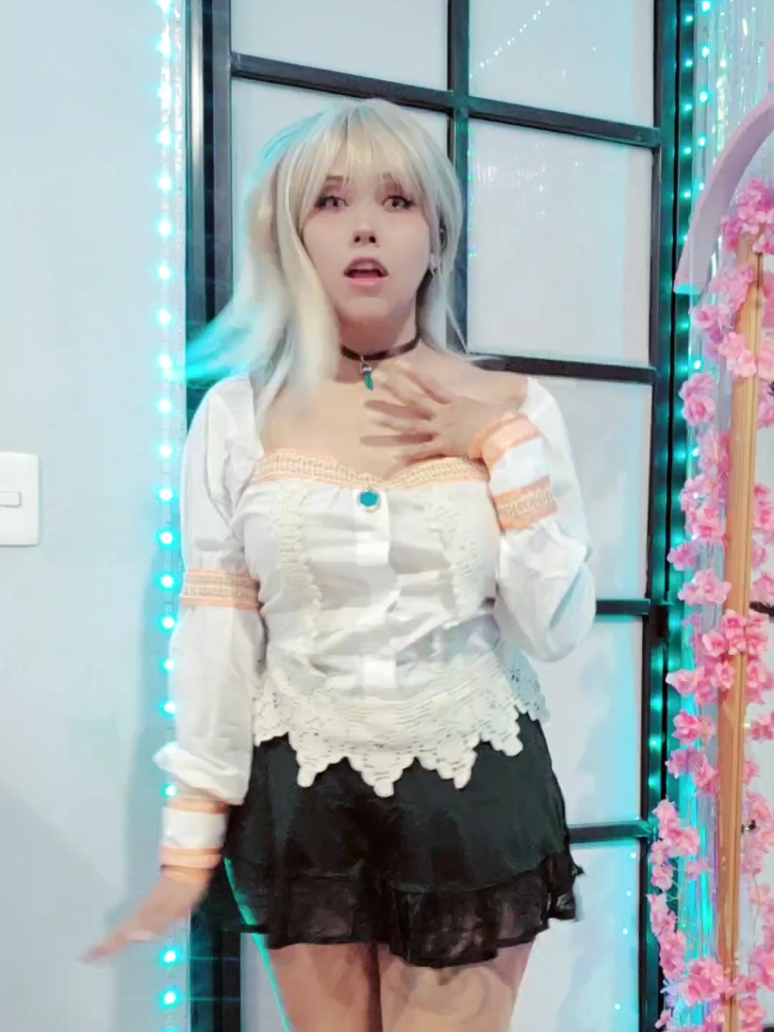@𝒮ℴ𝓇𝒶 𝒜𝓃𝓎 𝒞ℴ𝓈𝓅𝓁𝒶𝓎