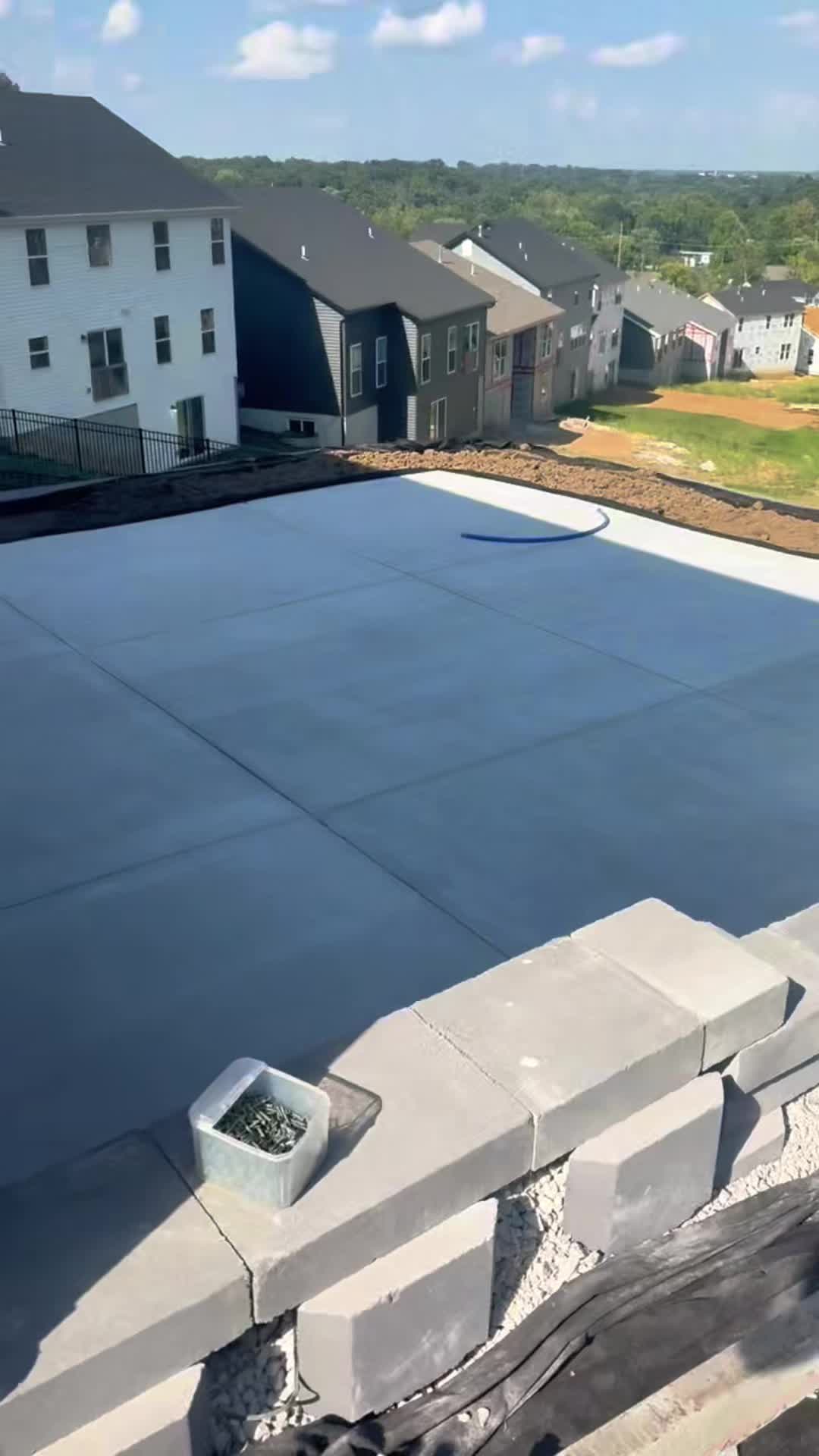 @Elite Lawncare & Outdoors