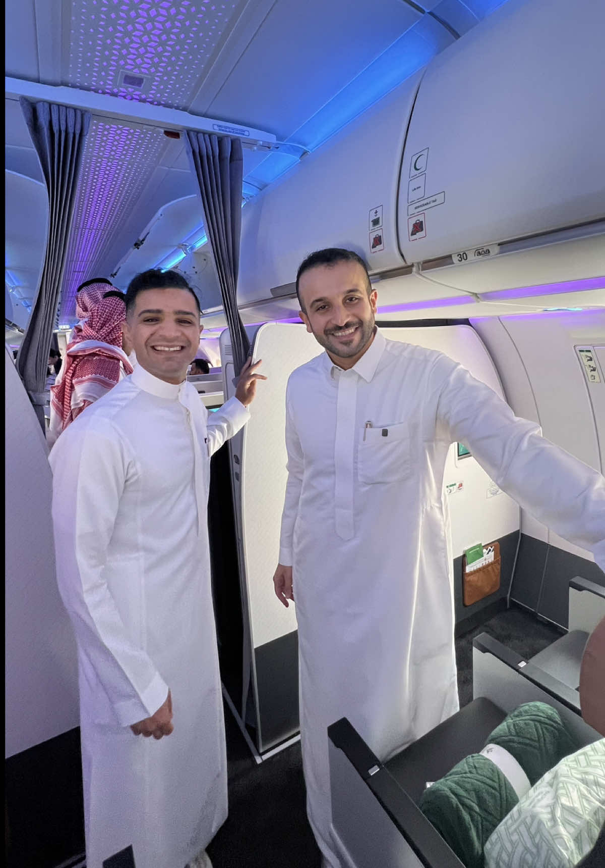 @عثمان  الملحم ✈️💳