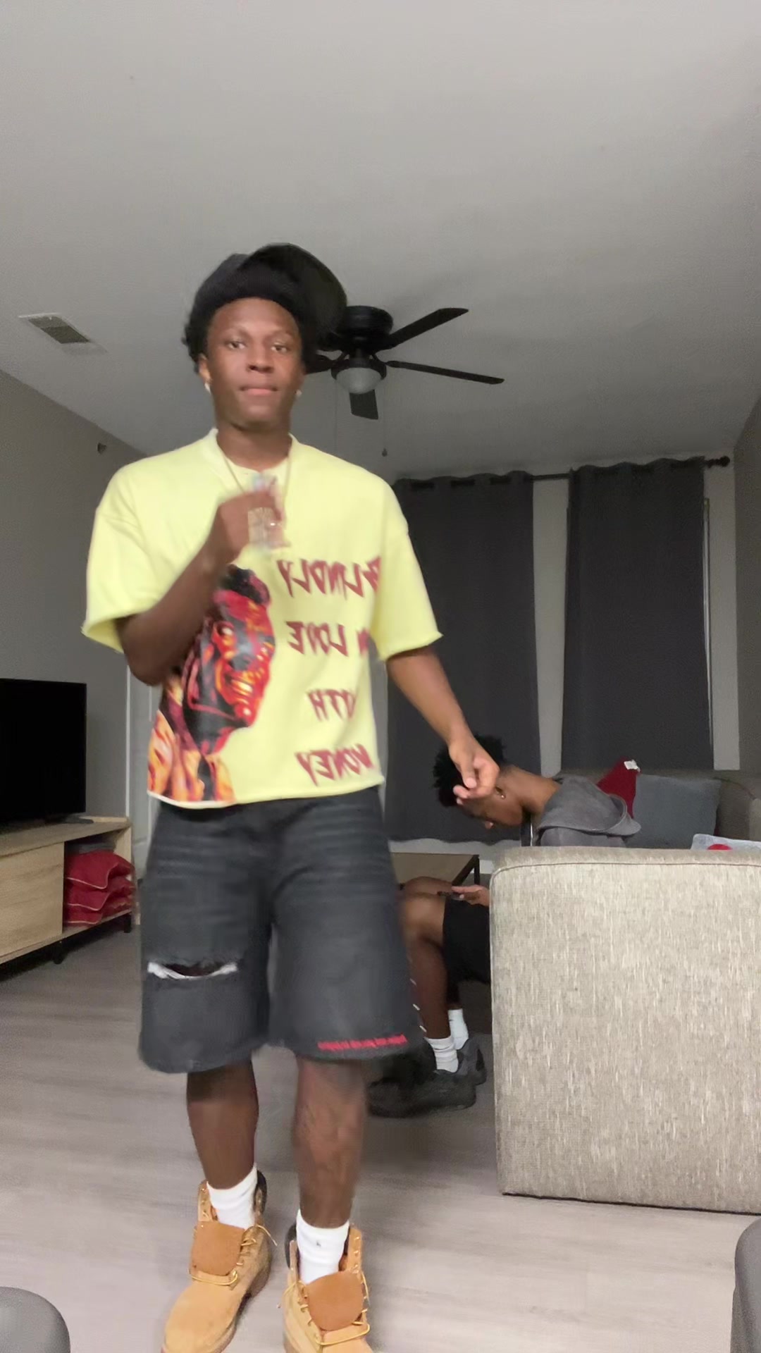 @useruno