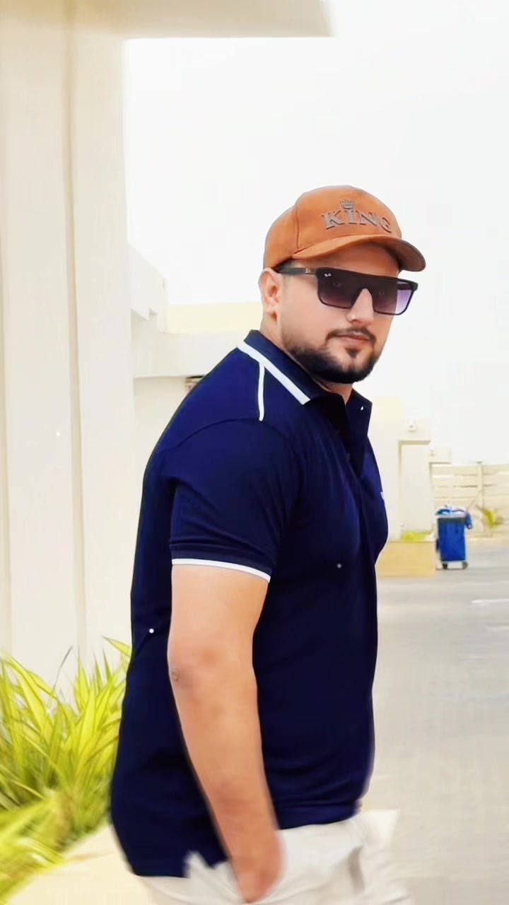 @SALMAN_D&agrave;Zzy🫴🇨🇦🇵🇰