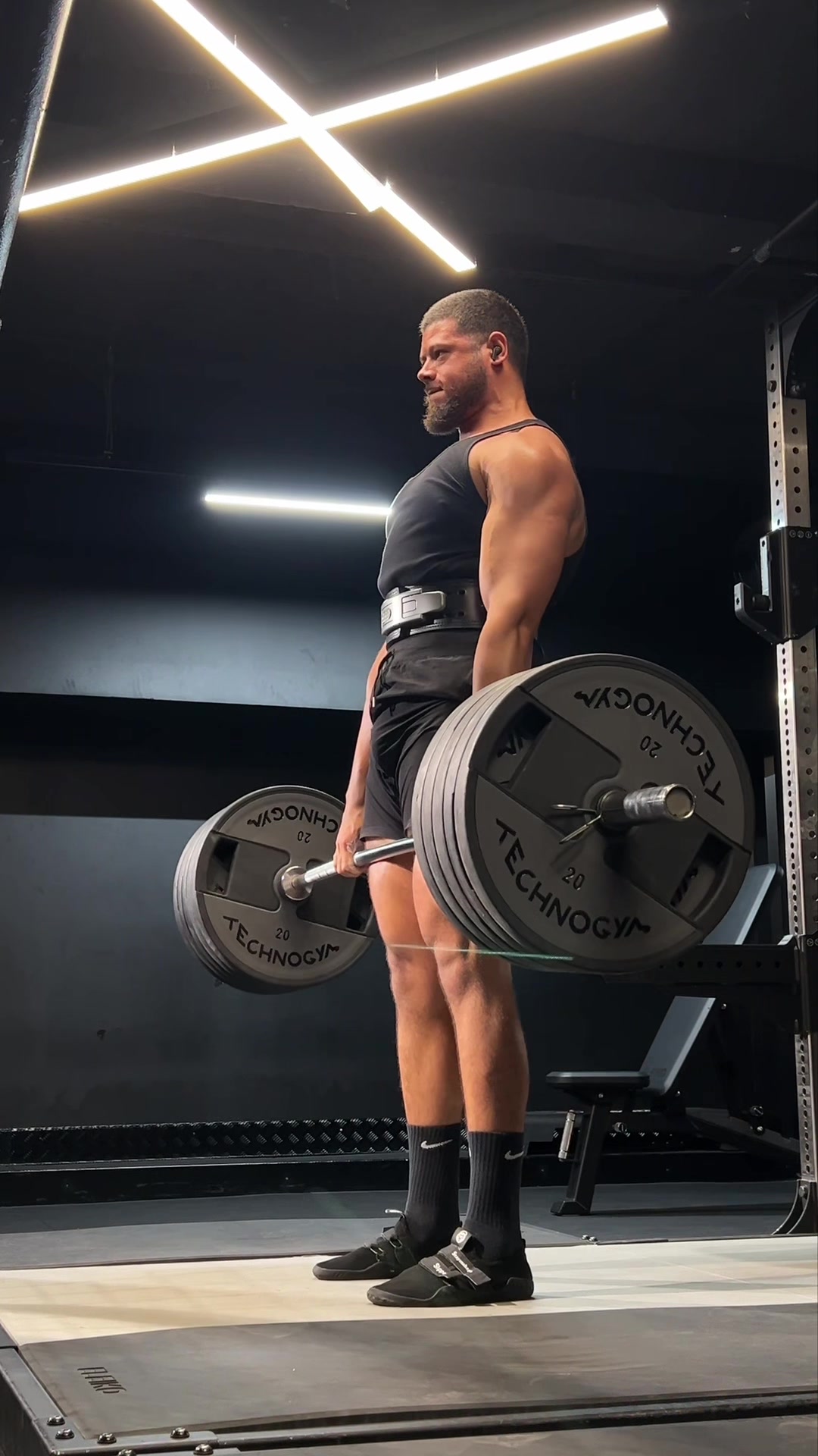 @giantunderthebar