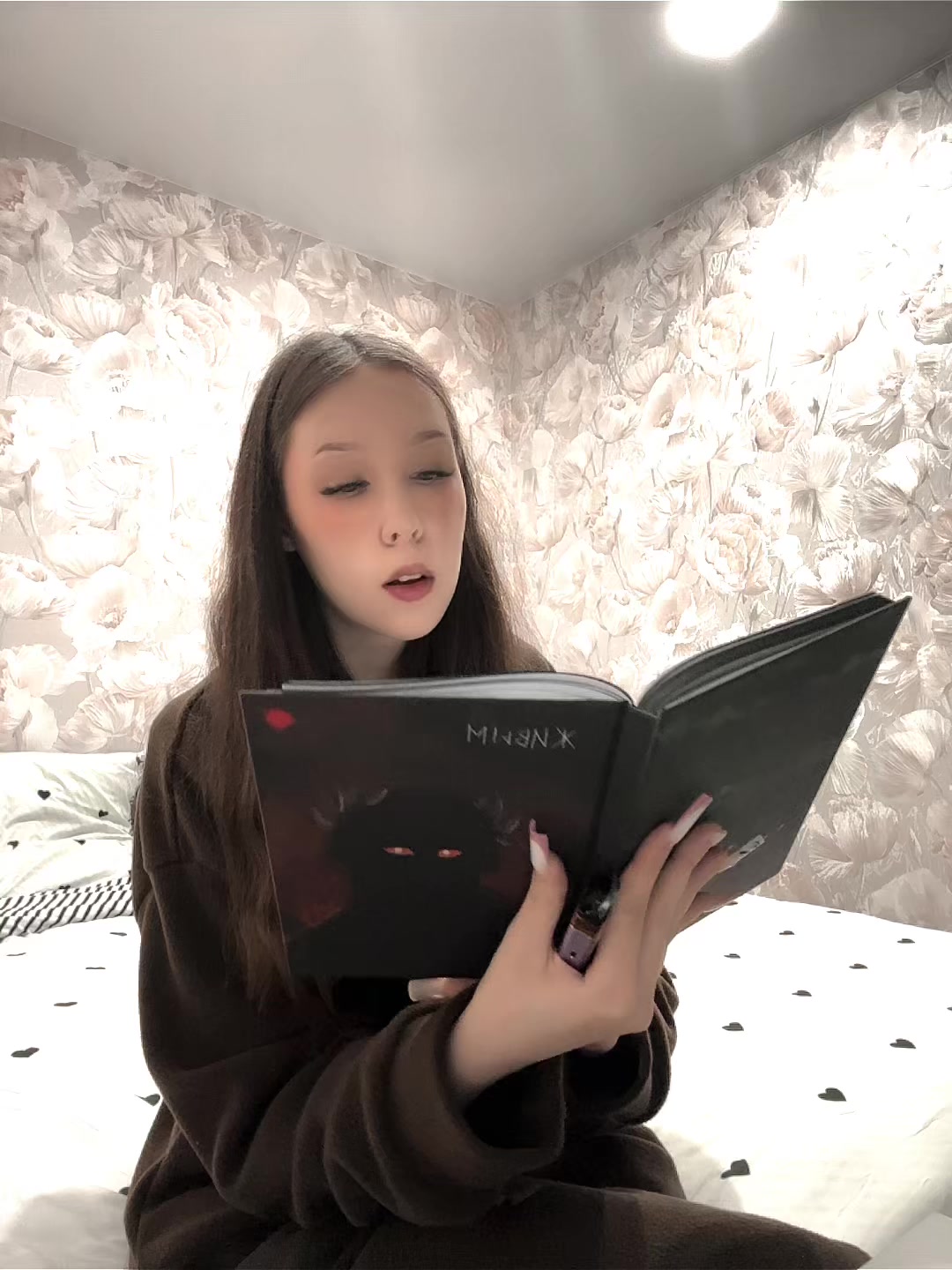 @Кошка