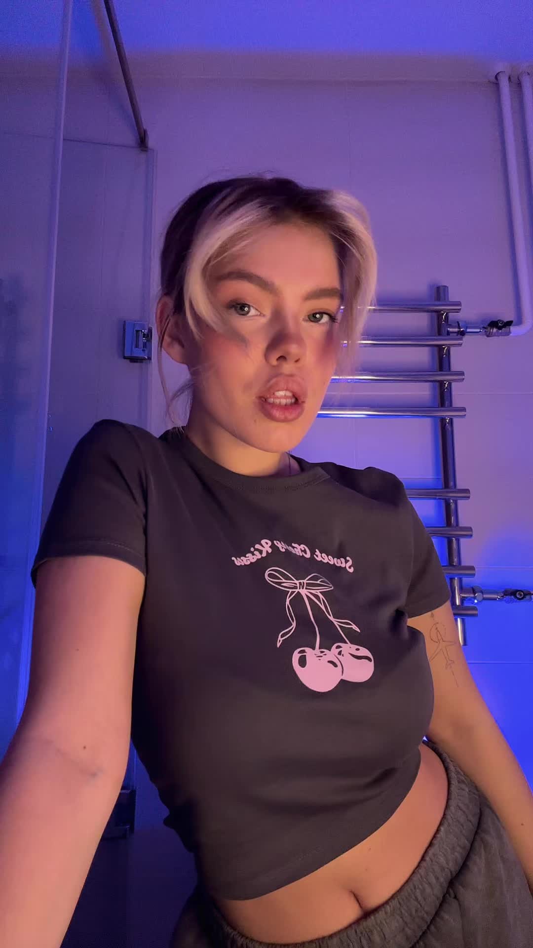 @nikonova1