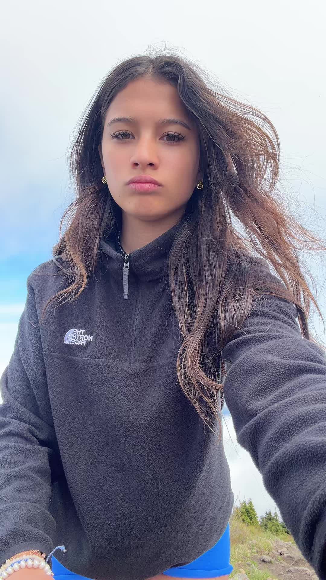@anni